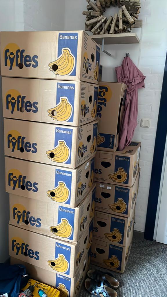 10 bananendozen, Ophalen, Zo goed als nieuw, Doos, 35 tot 50 cm