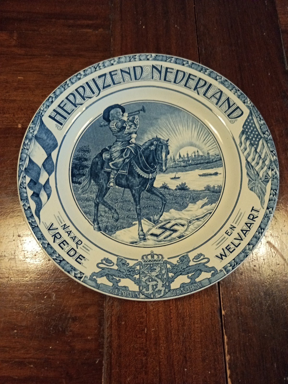 Historisch 'Herrijzend Nederland' bord - Societé Céramique, Antiek en Kunst, Antiek | Wandborden en Tegels, Ophalen of Verzenden