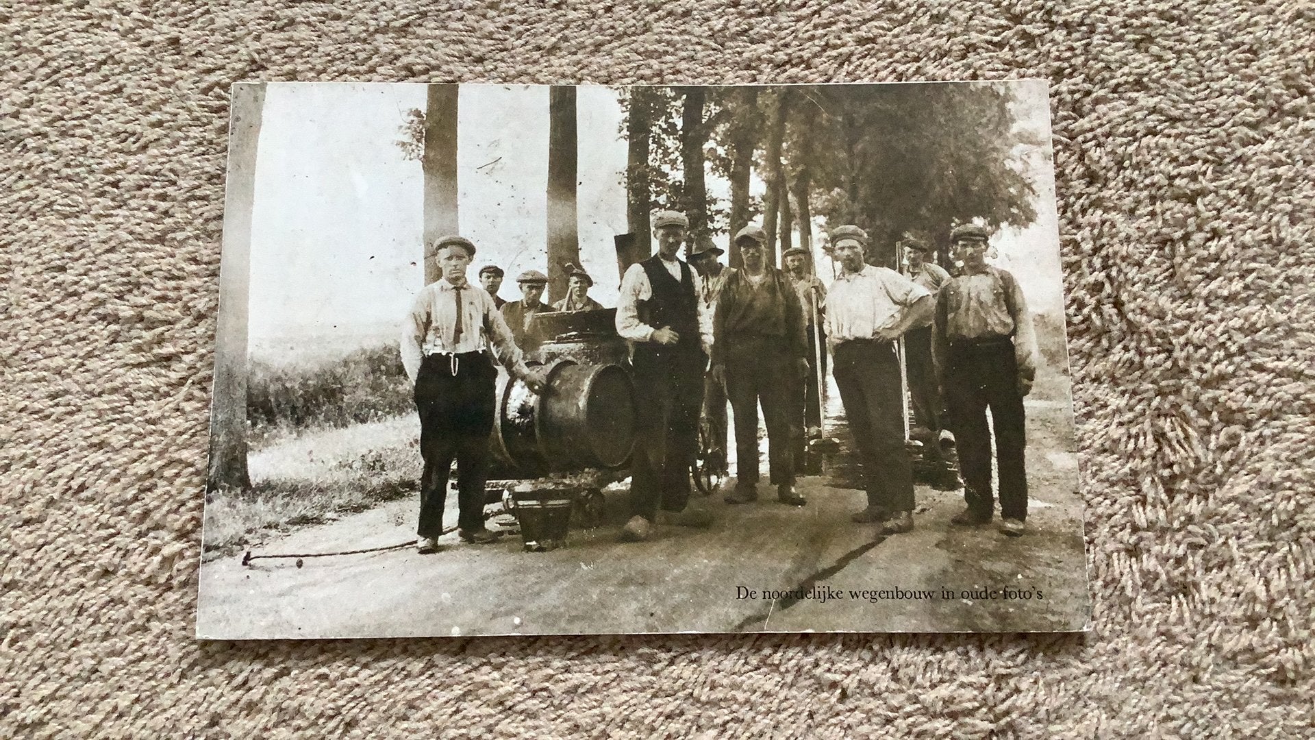 De noordelijke wegenbouw in oude foto’s., Boeken, Ophalen of Verzenden, 20e eeuw of later, Zo goed als nieuw