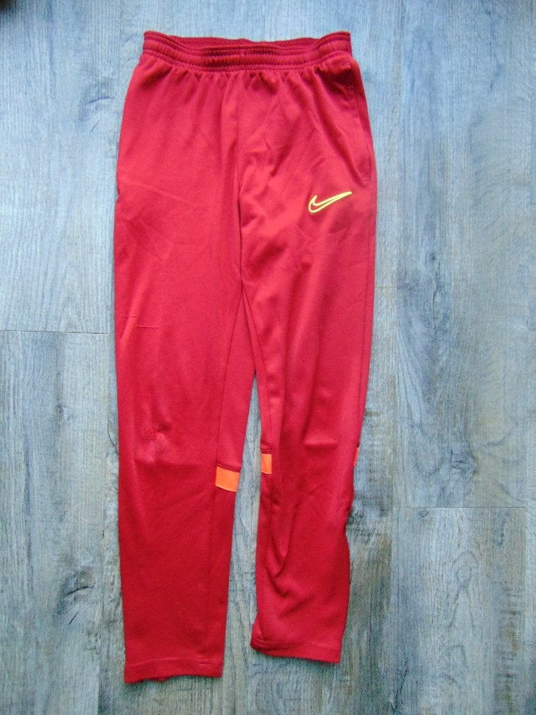 Nike lange broek rood trainingsbroek maat 146 / 152, Broek, Gebruikt, Ophalen of Verzenden, Nike