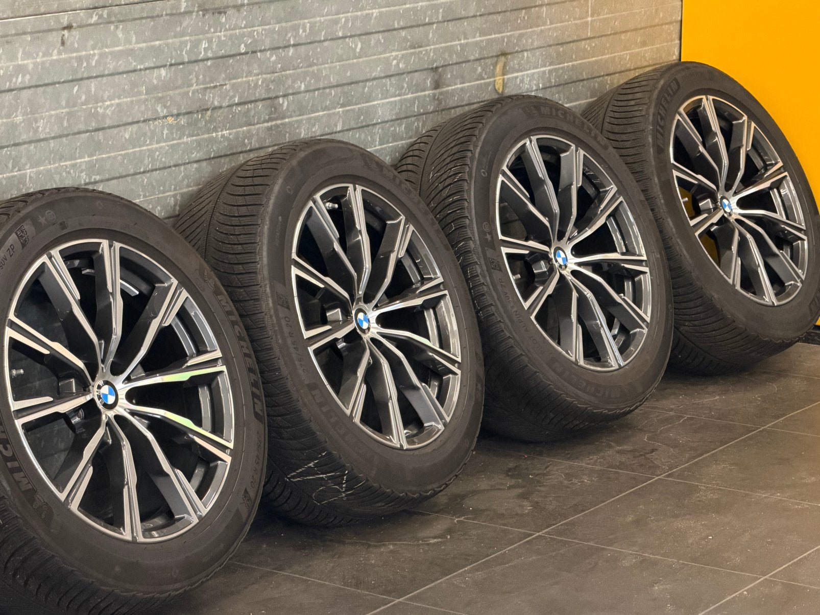 BMW X5 Winterbanden op 20” LM velg 275/45-R20, Auto-onderdelen, Banden en Velgen, Ophalen, Gebruikt, 275 mm, Banden en Velgen