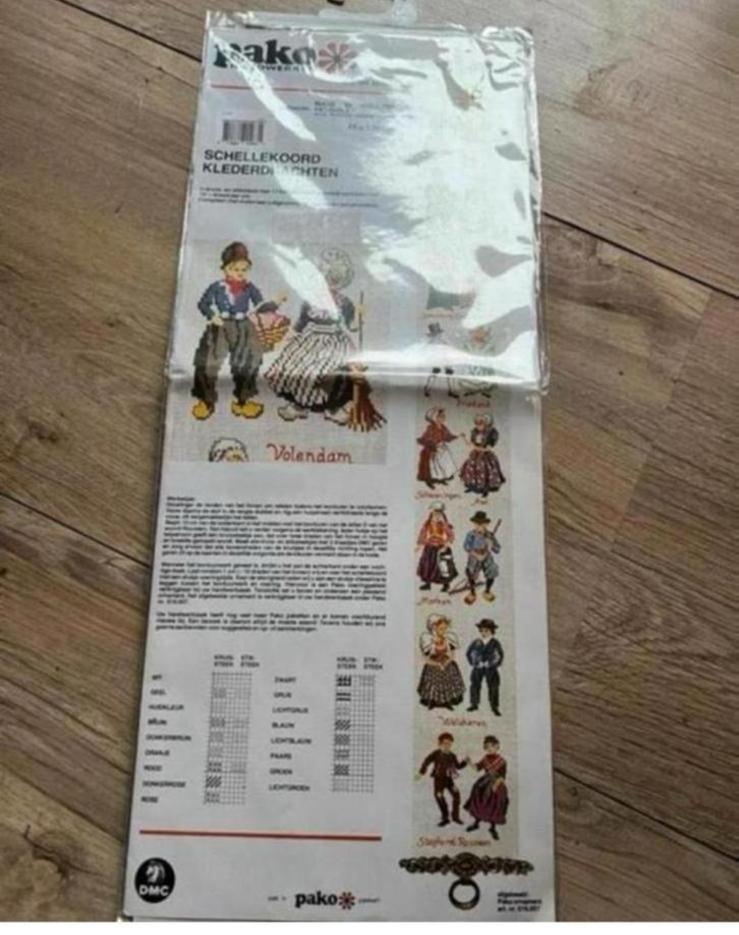 Borduurpakket schellekoord klederdrachten Nieuw, Hobby en Vrije tijd, Borduren en Borduurmachines, Ophalen of Verzenden, Nieuw