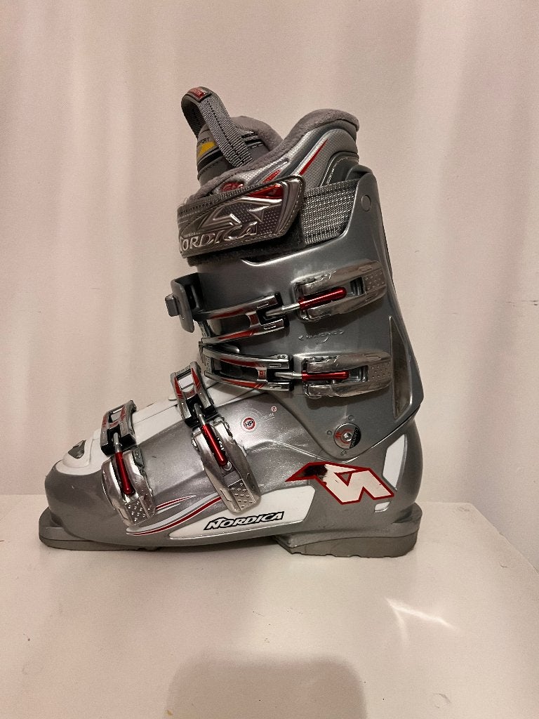 Skischoenen Nordica maat 41 / 41.5, Sport en Fitness, 160 tot 180 cm, Gebruikt, Schoenen, Ophalen of Verzenden