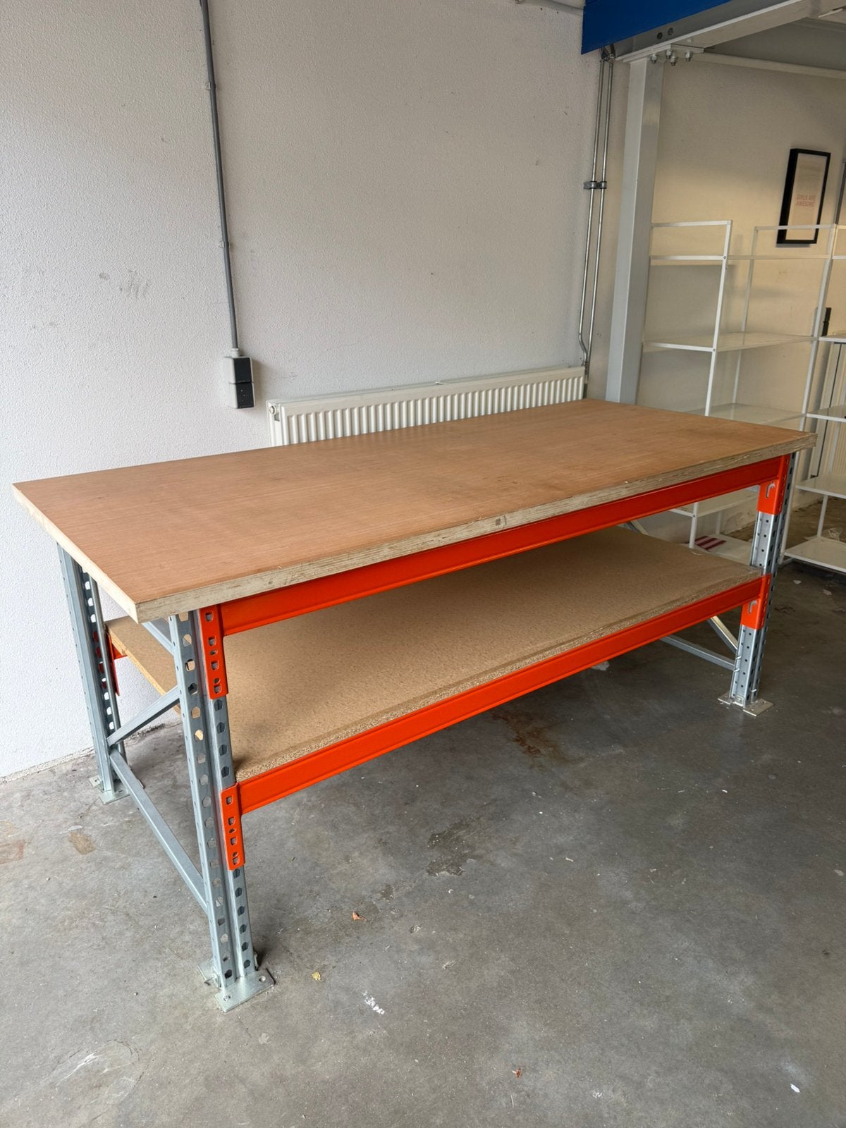 Werk tafel, Ophalen, Zo goed als nieuw