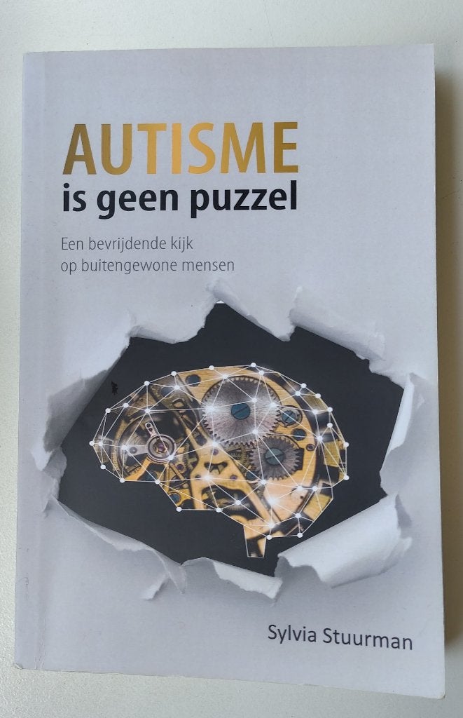 Autisme is geen puzzel, Sylvia Stuurman, Ophalen of Verzenden, Zo goed als nieuw, Sylvia Stuurman