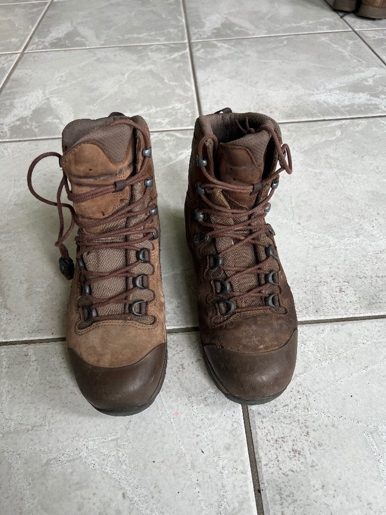 Gedragen paar HAIX Scout wandelschoenen maat 7,5. 41 Br5, Verzenden, Gebruikt, Schoenen