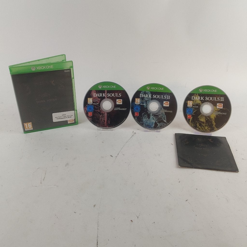 Dark Souls Trilogy Xbox One || Nu voor €29.99!!, 1 speler, Ophalen of Verzenden, Zo goed als nieuw, X