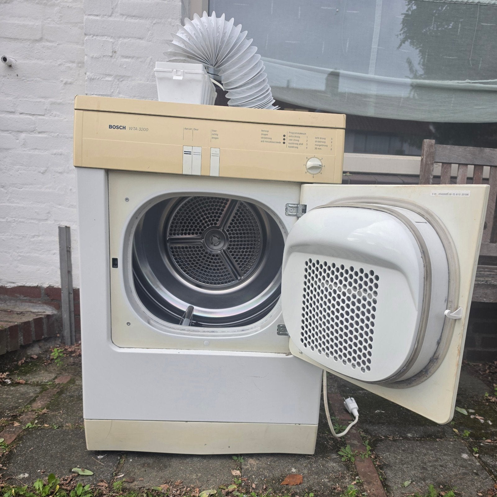 Gratis BOSCH WTA 3200 wasdroger., Ophalen, Gebruikt, Luchtafvoer, Voorlader