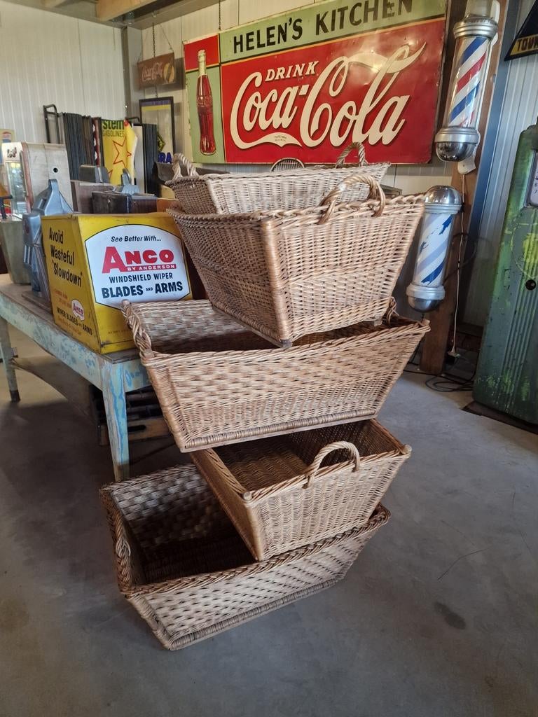 Vintage  brocante oude wasmand, Antiek en Kunst, Ophalen