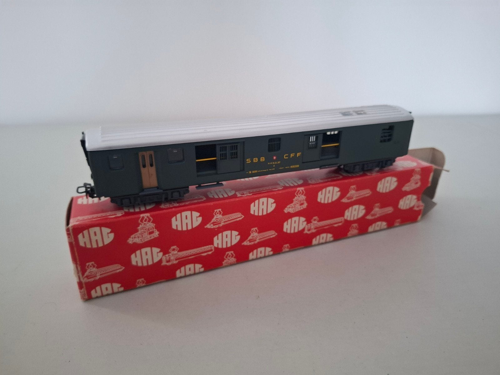 HAG H0 415 Personenrijtuig van de SBB, Wisselstroom, Ophalen of Verzenden, Märklin, Nieuw