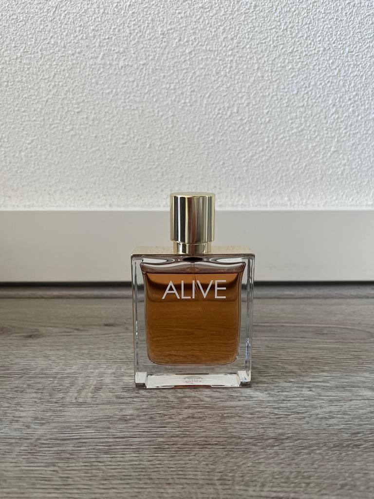 Hugo Boss Alive EDP 50 ml - Damesparfum, Ophalen of Verzenden, Zo goed als nieuw