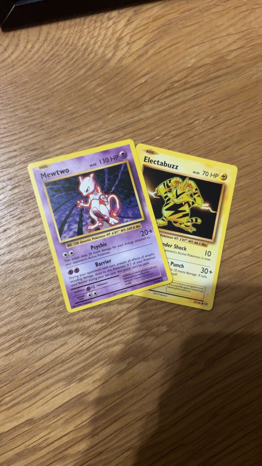 Mewtwo en Electabuzz Pokémon kaarten, Ophalen of Verzenden, Gebruikt, Meerdere kaarten