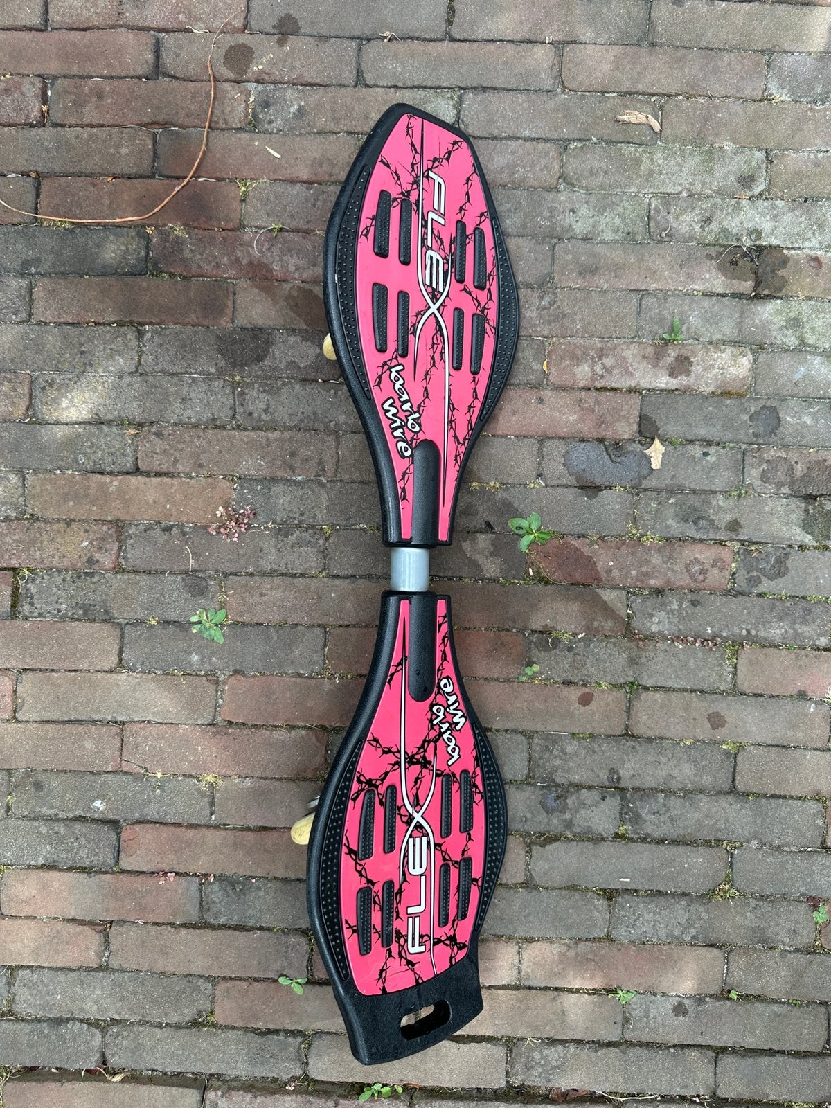 Waveboard - Flex Pink Barbwire, Ophalen, Zo goed als nieuw, Waveboard