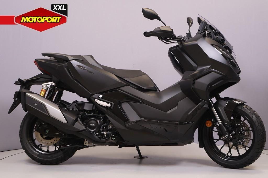 Honda ADV 350 (bj 2026), Motoren, Motoren | Honda, Scooter, Honda Motor Europe Ltd, Bedrijf, Customer.service@honda-eu.com