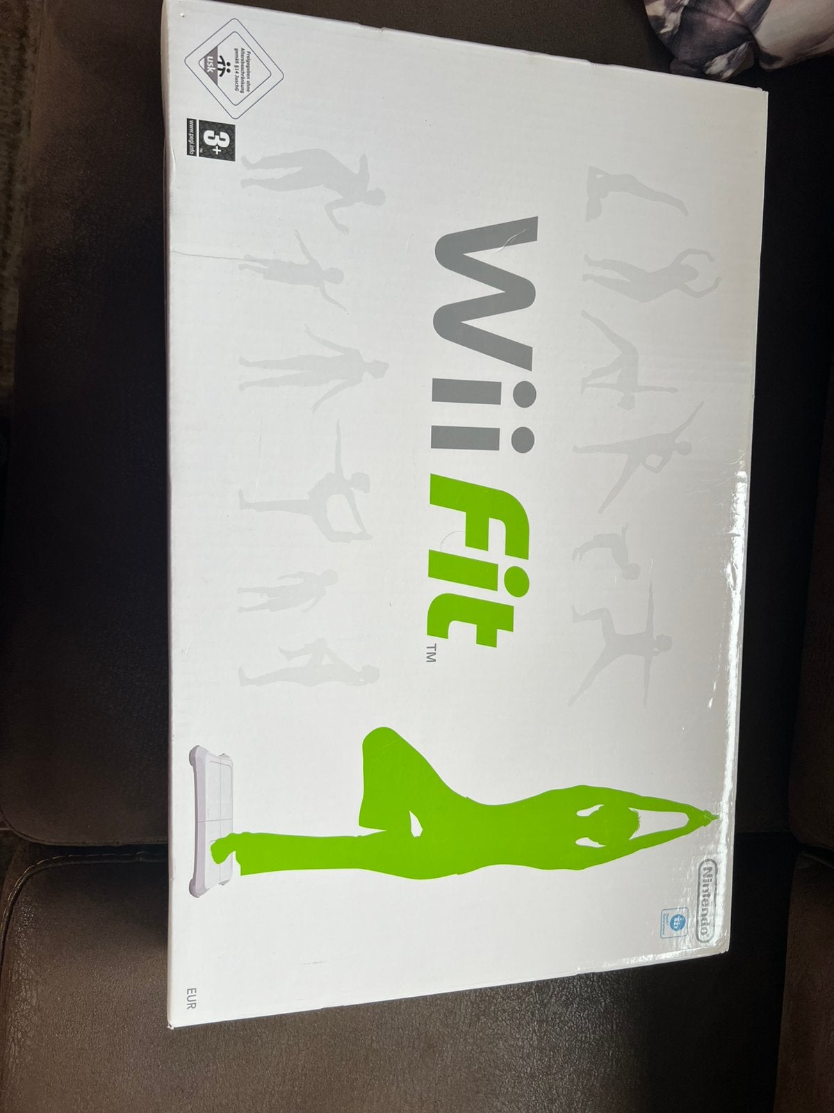 Wii te koop, Ophalen, Zo goed als nieuw, Met 2 controllers