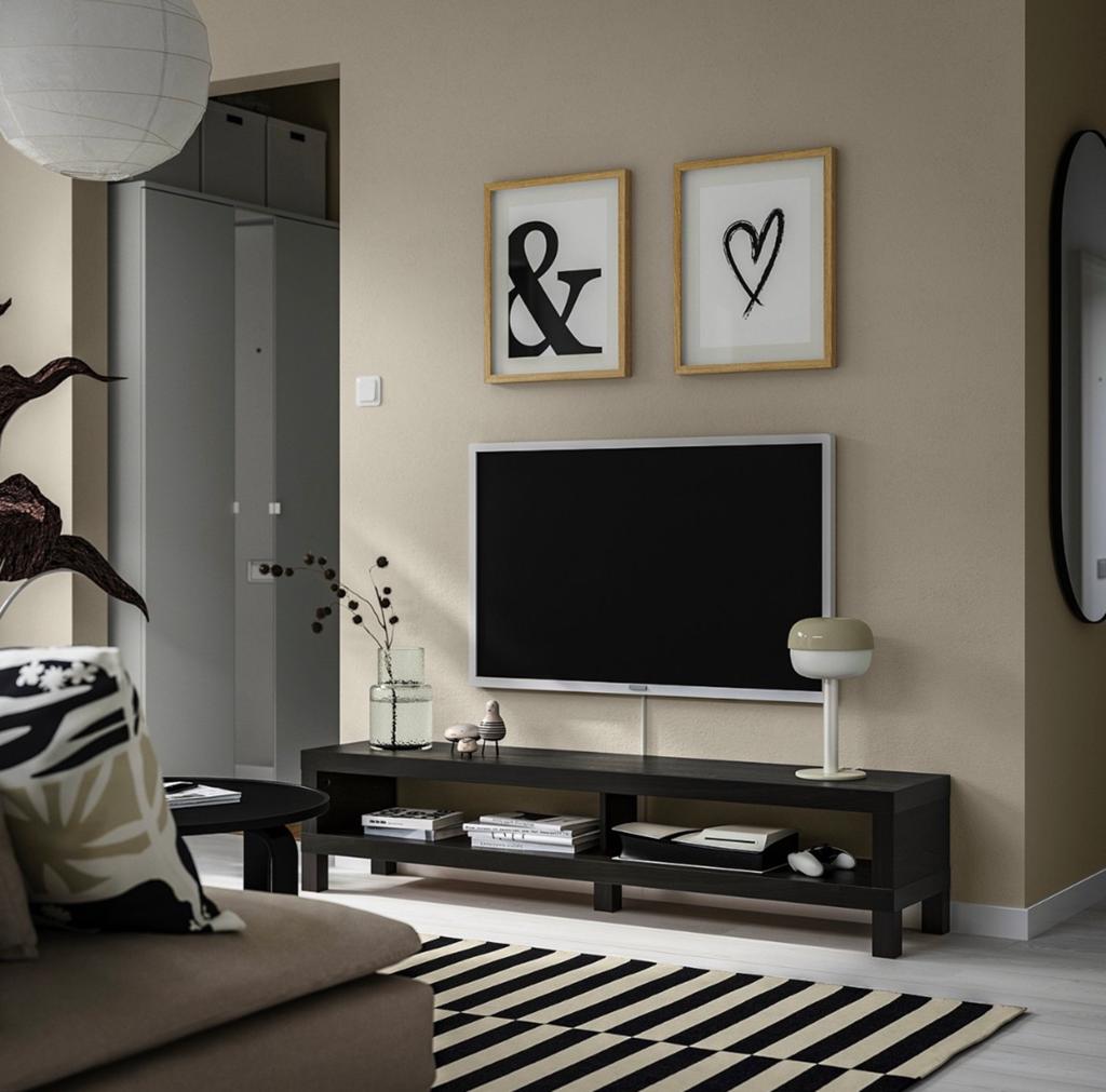 Tv meubel zwart, ikea, Huis en Inrichting, Kasten | Televisiemeubels, Ophalen, 150 tot 200 cm, Zo goed als nieuw, Minder dan 100 cm