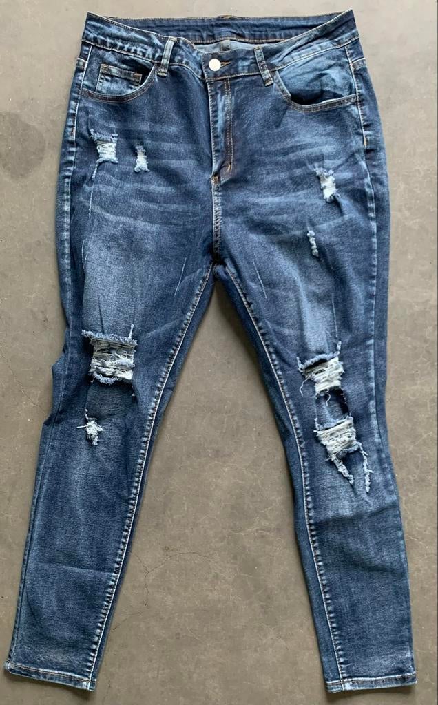 Shein Curve gescheurde jeans - Maat 0XL (44), Kleding | Dames, Spijkerbroeken en Jeans, Gedragen, Overige jeansmaten, Blauw, Ophalen