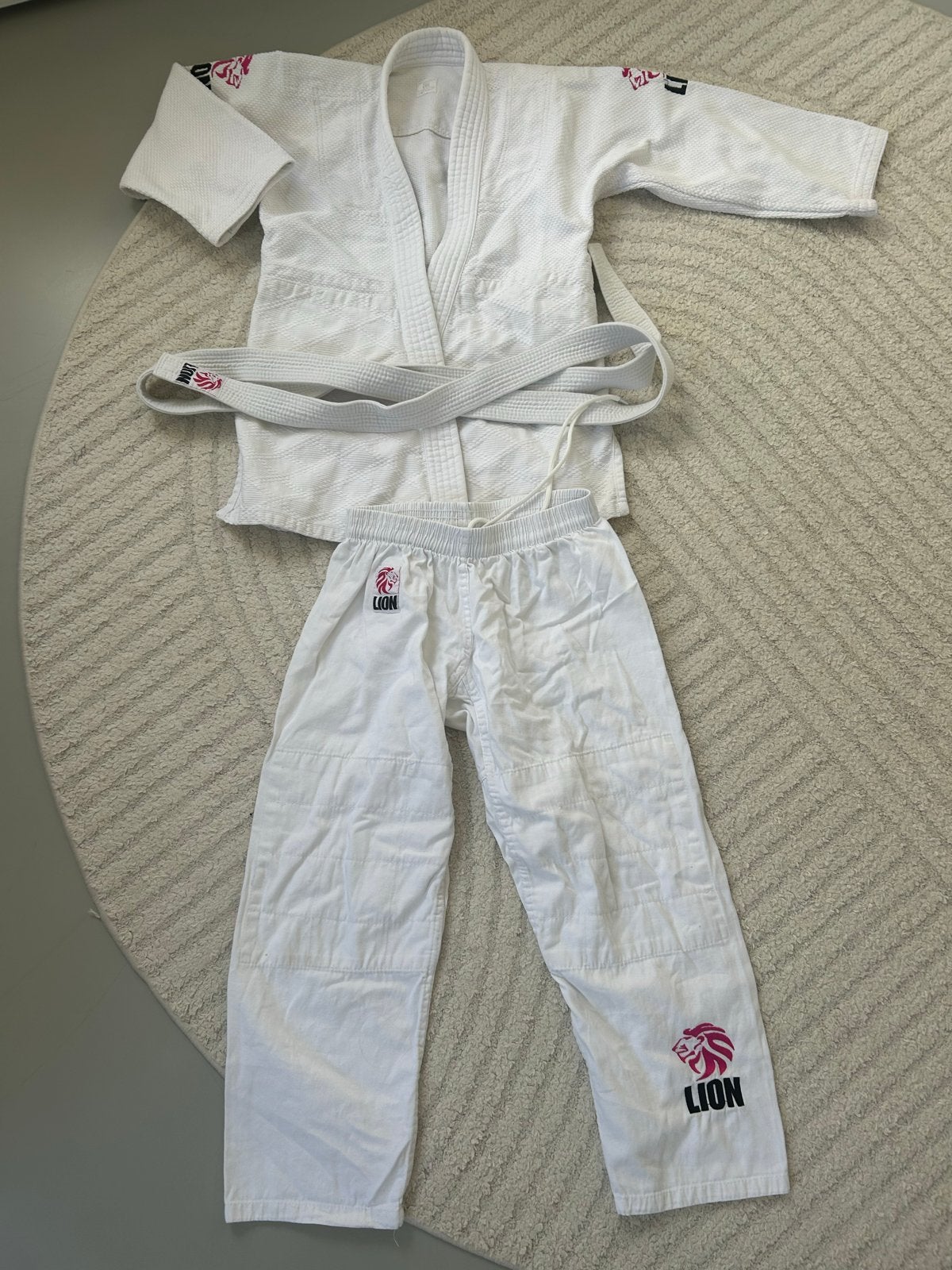 Lion Judo Pak - Maat 140, Kinderen en Baby's, Ophalen of Verzenden, Zo goed als nieuw, Jongen of Meisje, Setje