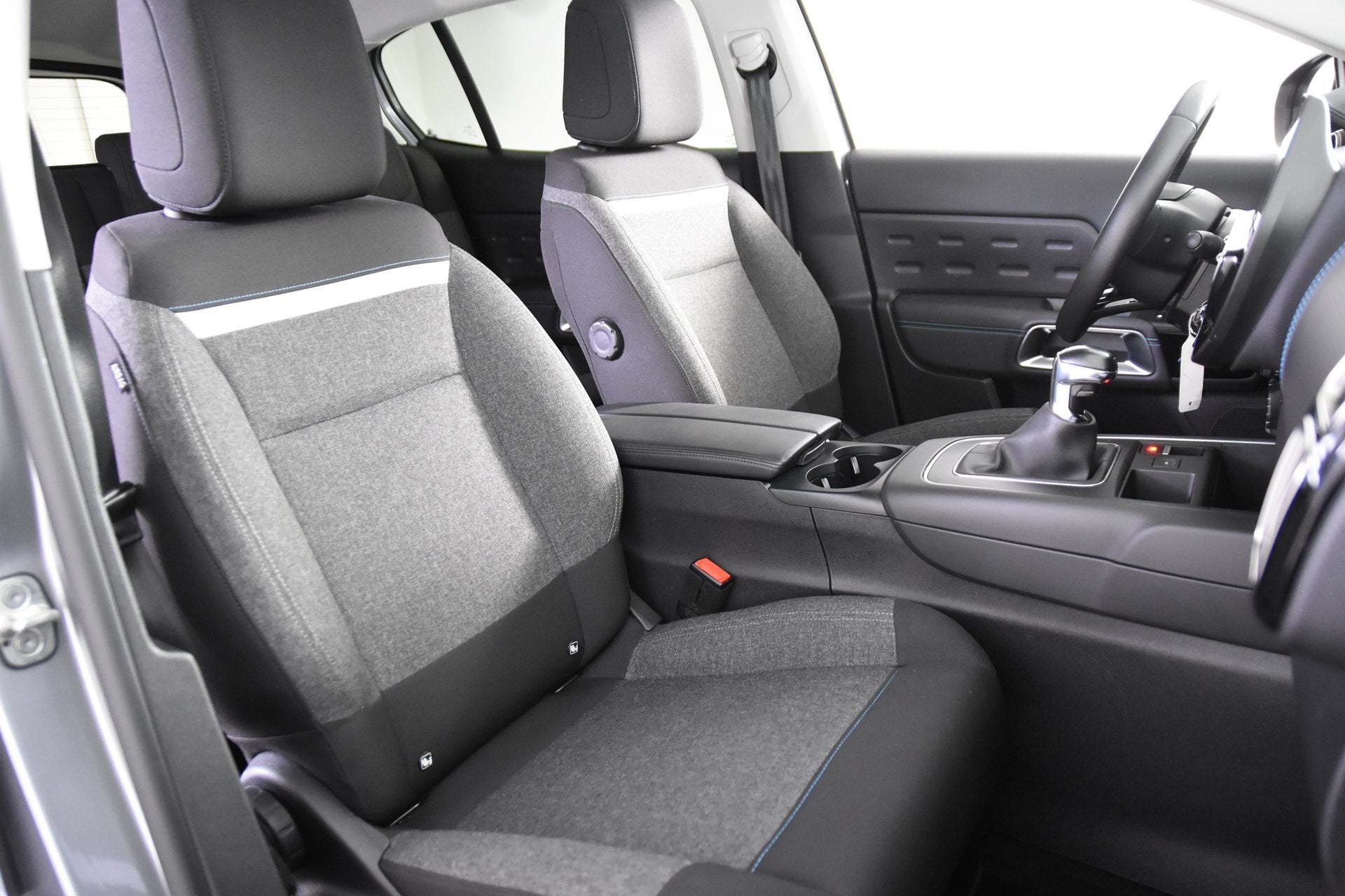 Citroën C5 Aircross Live 130 *1ste Eigenaar*Navigatie*Camer, Voorwielaandrijving, Stof, Gebruikt, 1199 cc