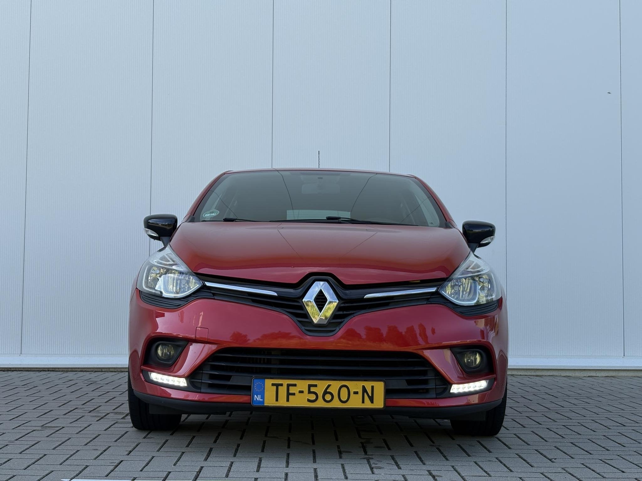 Renault Clio 0.9 TCe Limited | FOCAL AUDIO | KEYLESS | DAB+, Auto's, Voorwielaandrijving, 898 cc, Gebruikt, 49 €/maand