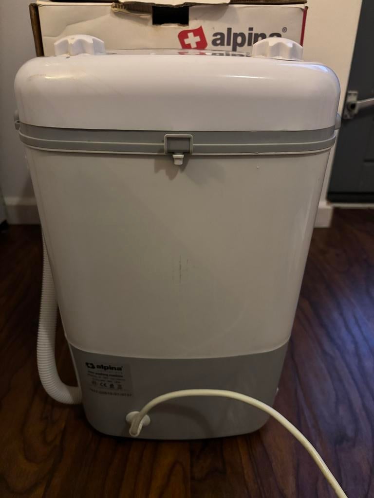Alpina Mini Wasmachine - Ideaal voor Camping, Minder dan 1200 toeren, Minder dan 85 cm, 4 tot 6 kg, Bovenlader