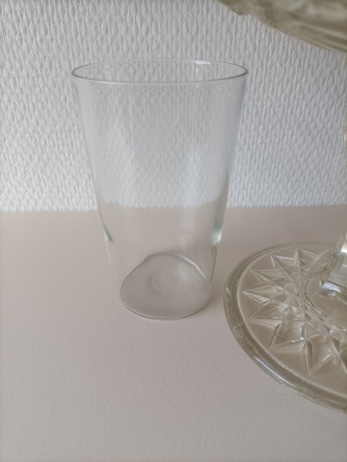 Vintage glas,merkteken.bloemetje of takje., Ophalen