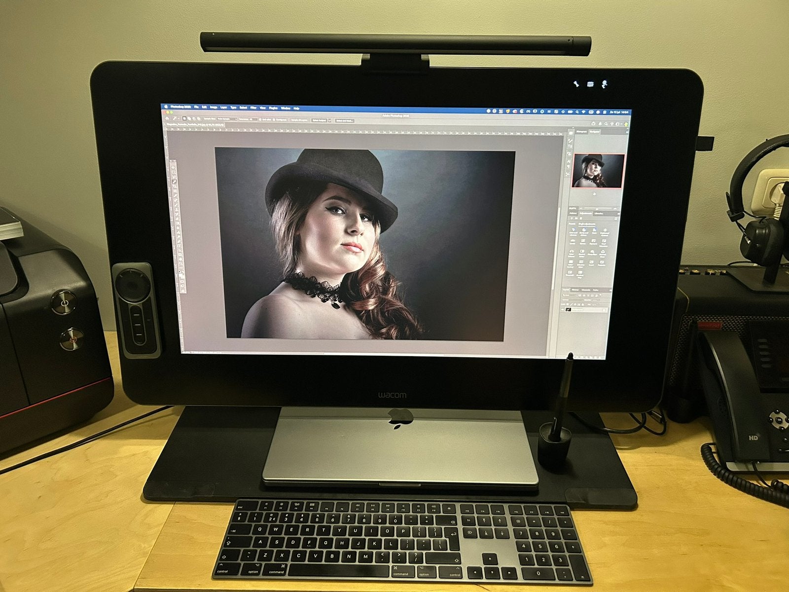 Wacom Cintiq 27QHD Touch + Ergo Stand, Computers en Software, Tekentablets, Ophalen, Gebruikt