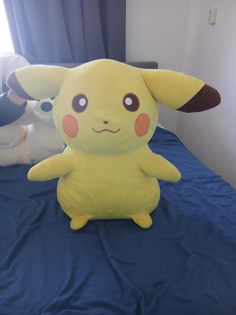 Grote Pikachu knuffel - Pokémon, Geel, Overige typen, Ophalen of Verzenden, Zo goed als nieuw