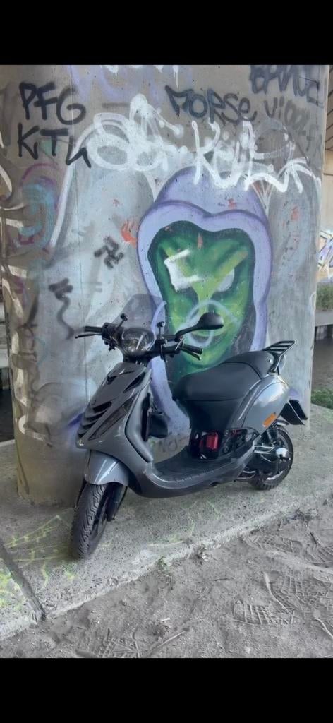 Piaggio Zip 70cc 2takt, Ophalen, Tweetakt, Maximaal 45 km/u, Zo goed als nieuw