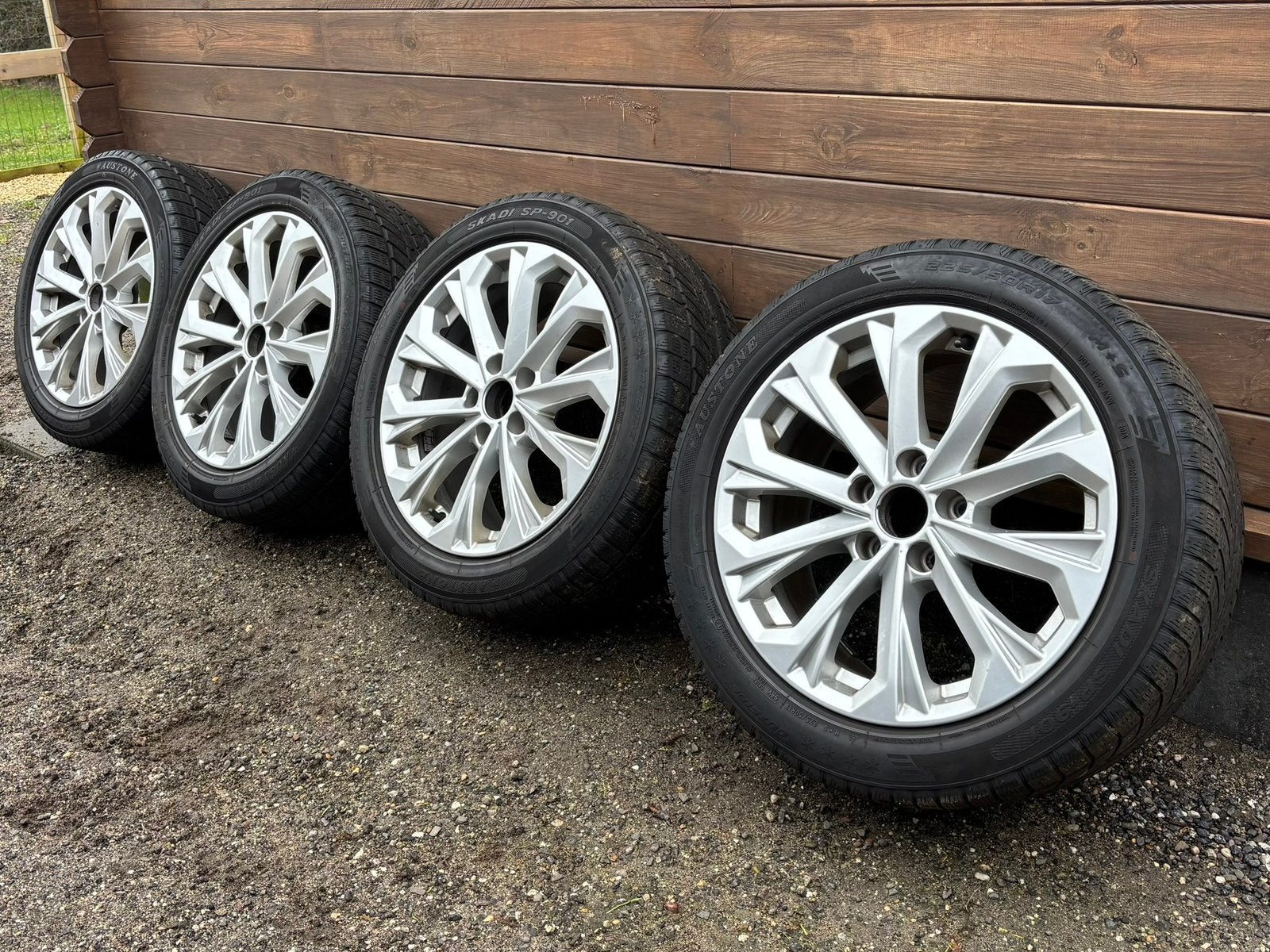 Originele 17 inch Audi velgen met winterbanden, Ophalen, Gebruikt, Banden en Velgen, 17 inch