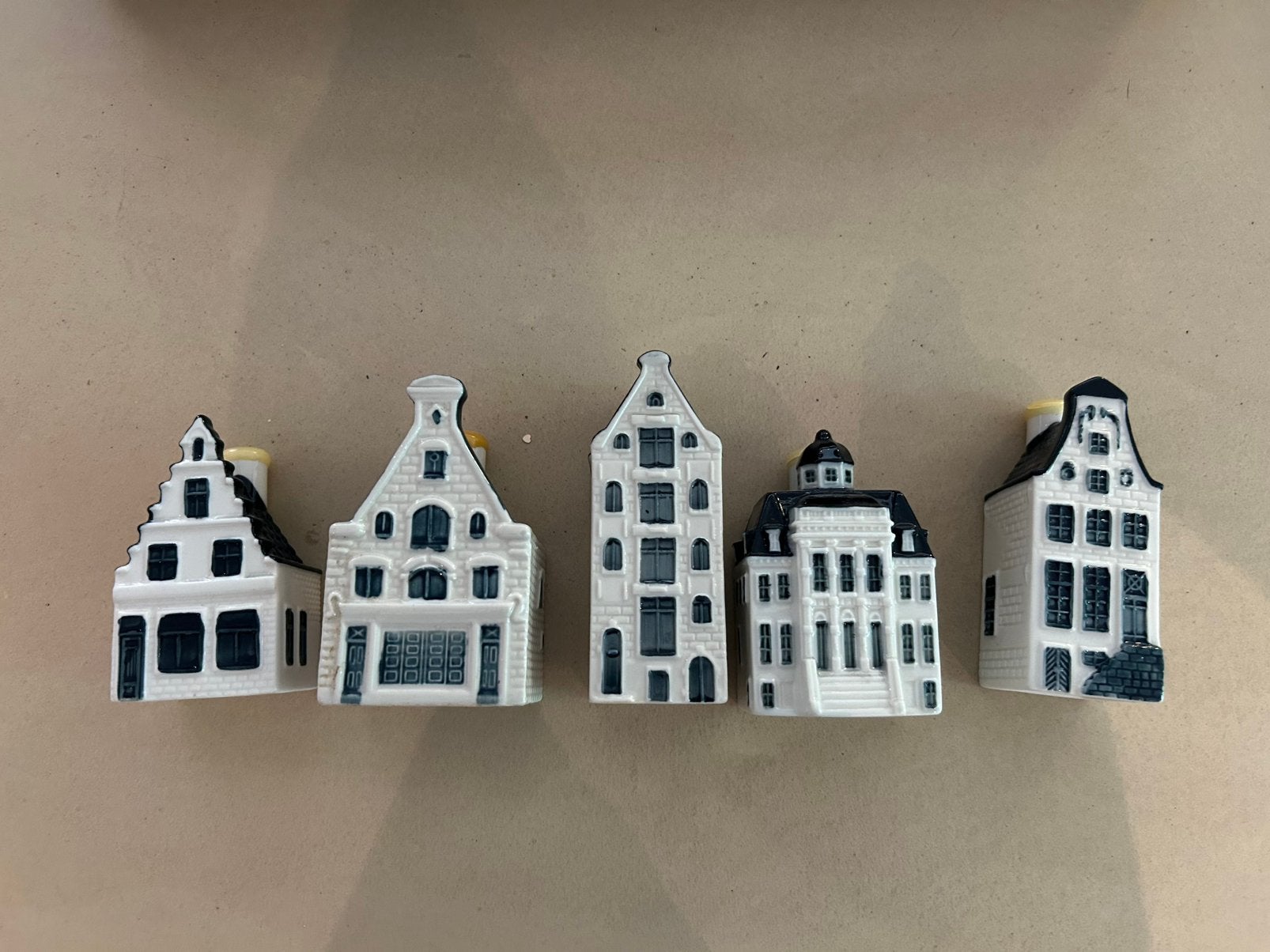 KLM Huisjes, Ophalen, Zo goed als nieuw, 41 t/m 60