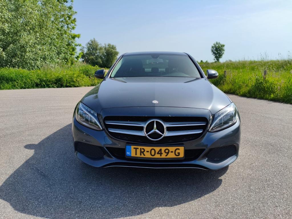 Mercedes-Benz C-Klasse C180 2015 Grijs, Auto's, Parkeersensor, 1595 cc, Bedrijf, Handgeschakeld
