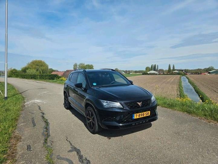 CUPRA ATECA 2.0 4DRIVE 400PK/BREMBO/KUIPSTL/360/PAN/BEAT/TRK, Auto's, Automaat, Zwart, 4 cilinders, Zwart