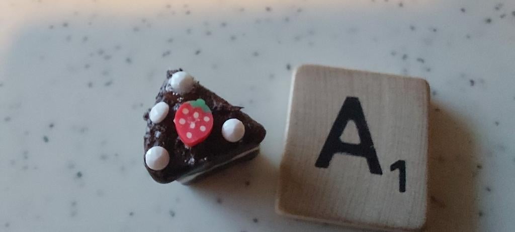 Taart stukje per stuk voor poppenhuis, Verzamelen, Poppenhuizen en Toebehoren, Ophalen of Verzenden, Poppenhuis