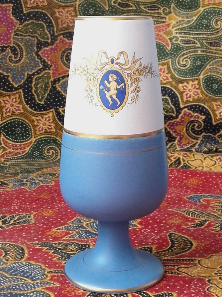 Origineel oud vaasje van Flora Lydia Gouda plateel 15 cm., Ophalen of Verzenden