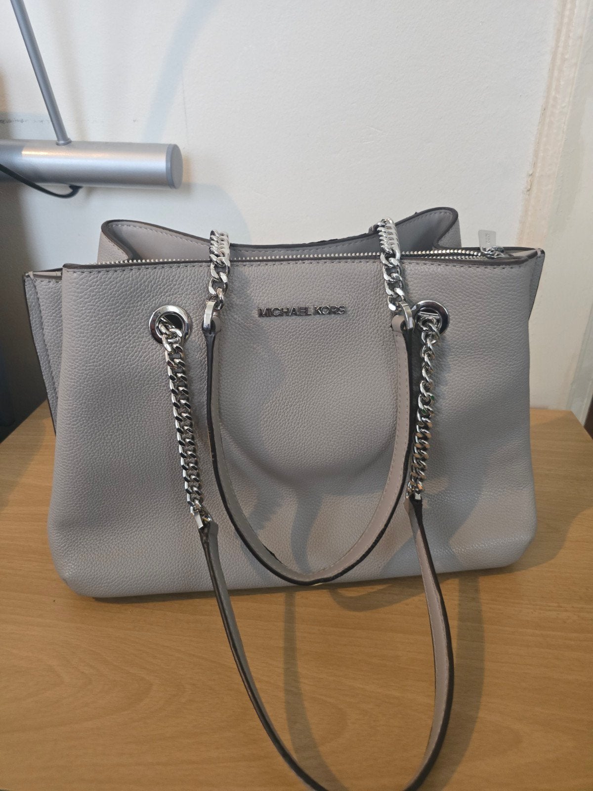 michael kors schoudertas, Sieraden, Tassen en Uiterlijk, Ophalen of Verzenden, Grijs, Schoudertasje