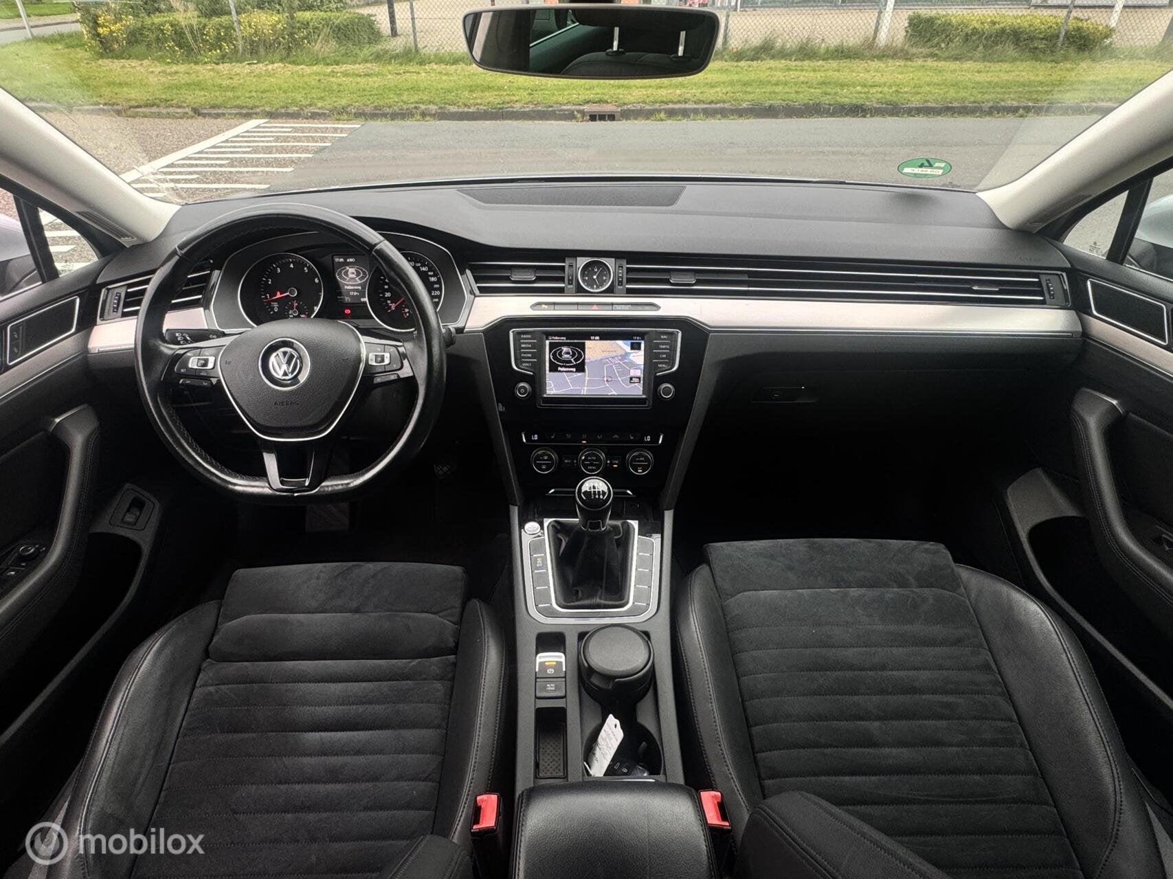 Volkswagen Passat Variant 1.4 TSI ACT Highline|½ Leer LED, Auto's, Voorwielaandrijving, Euro 6, 4 cilinders, 150 pk