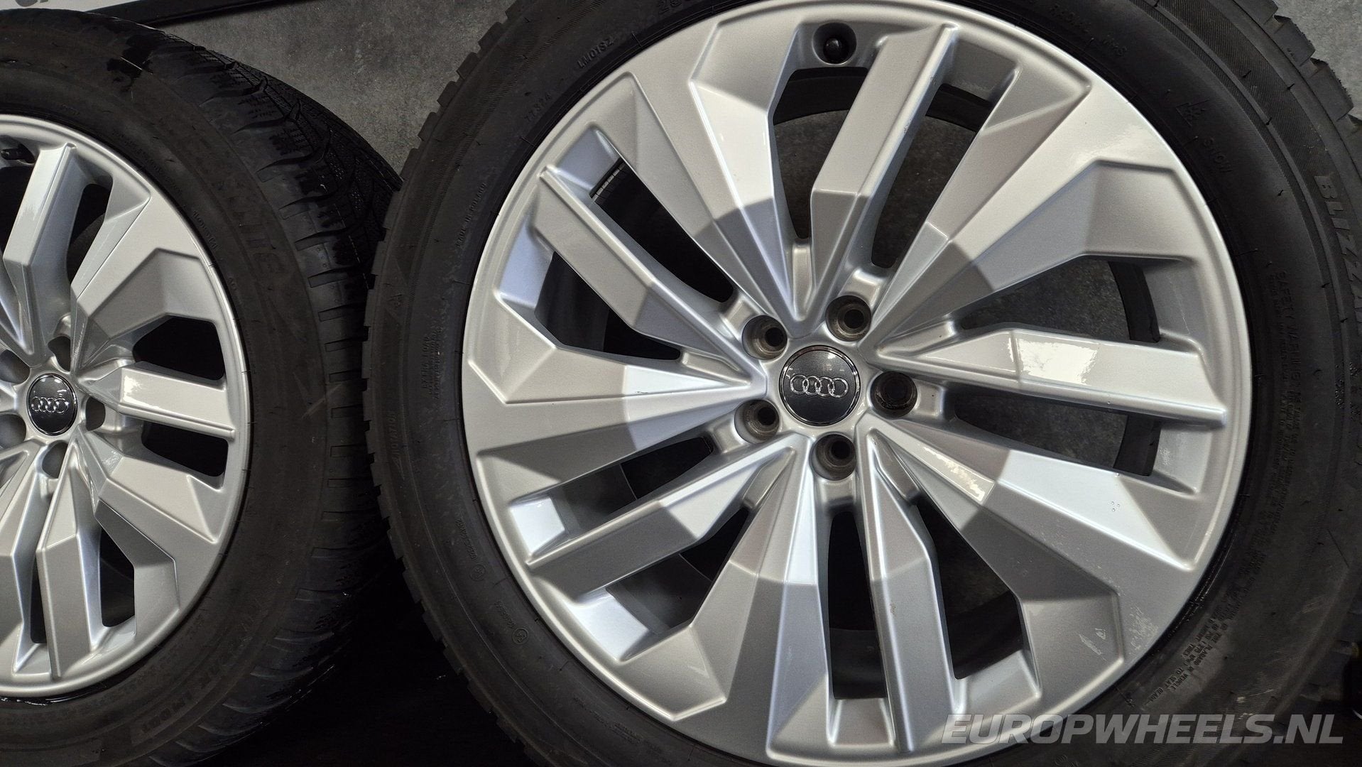 20 inch Audi Q8 Q7 e-tron velgen winterbanden, Gebruikt, 255 mm, -, -