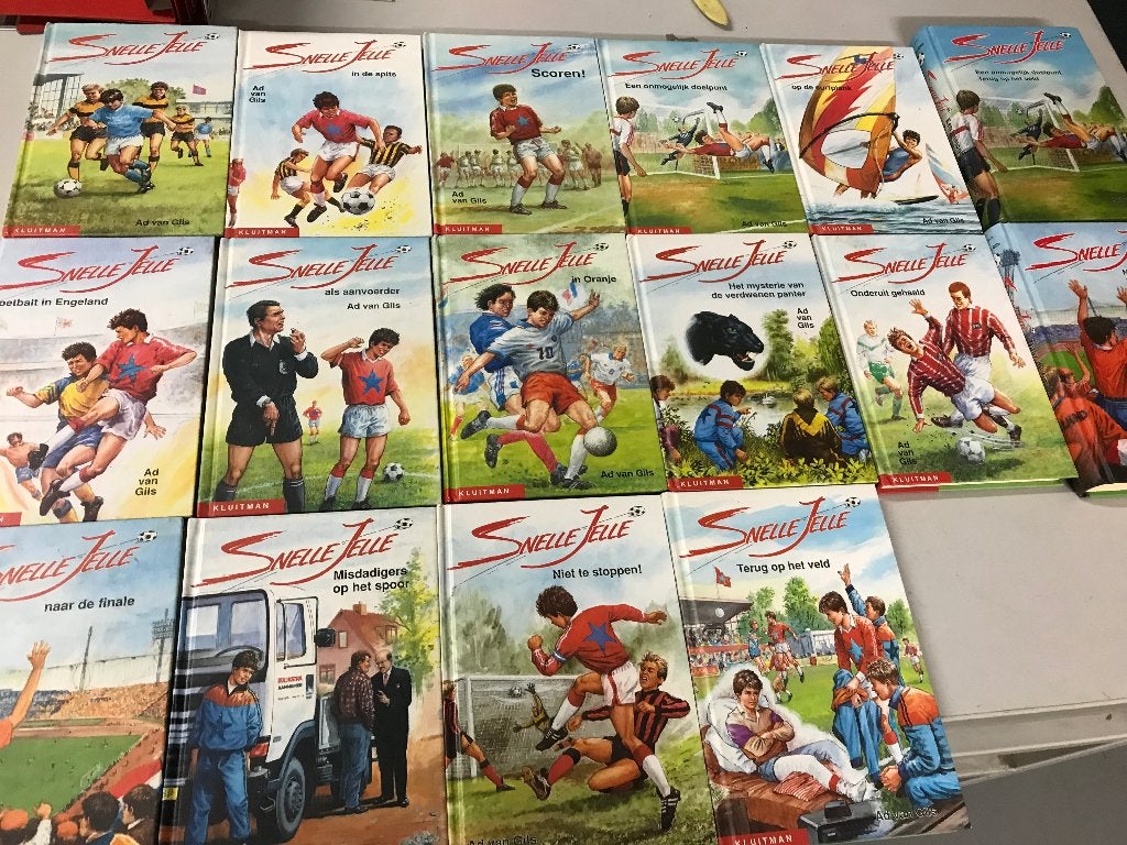 T.K. nog 16 boeken van Snelle Jelle Zie actuele lijst, Ophalen of Verzenden, Gelezen, Ad van Gils, Fictie algemeen