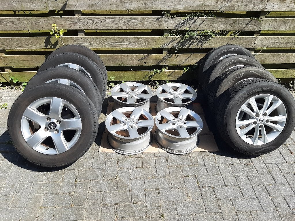velgen origineel Mercedes, Peugeot, Nissan 16 inch, Auto-onderdelen, Banden en Velgen, Velg(en), Zomerbanden, 16 inch, Overige