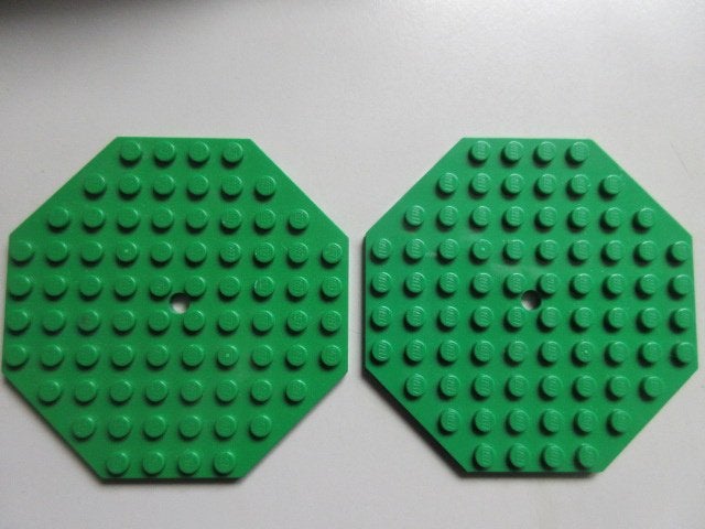 nr. 8020, 8 kantplaat met gat, 2 stuks 89523, Ophalen of Verzenden, Zo goed als nieuw, Complete set, Lego