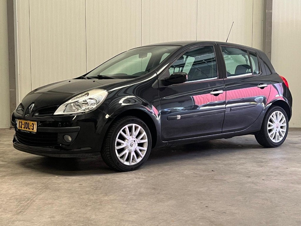 Renault Clio 1.2 16V 55KW 5-DRS E4 2009 Zwart/AIRCO/NAP, Auto's, Renault, Voorwielaandrijving, 74 pk, Zwart, 4 cilinders