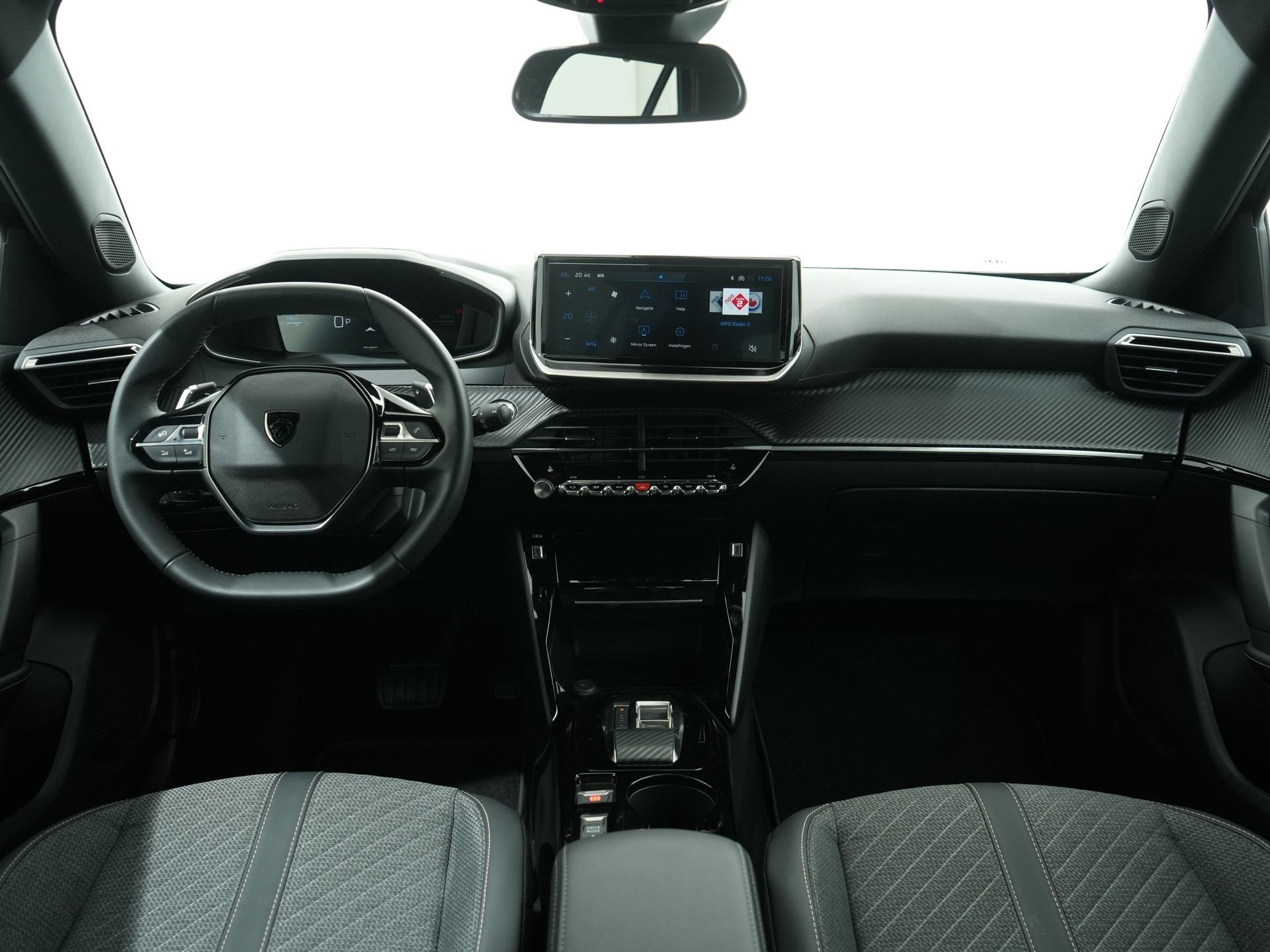 Peugeot 2008 1.2 HYBRID 145PK ALLURE E-DCS6 | Trekhaak | Nav, Auto's, Stof, Gebruikt, 1199 cc, Zwart