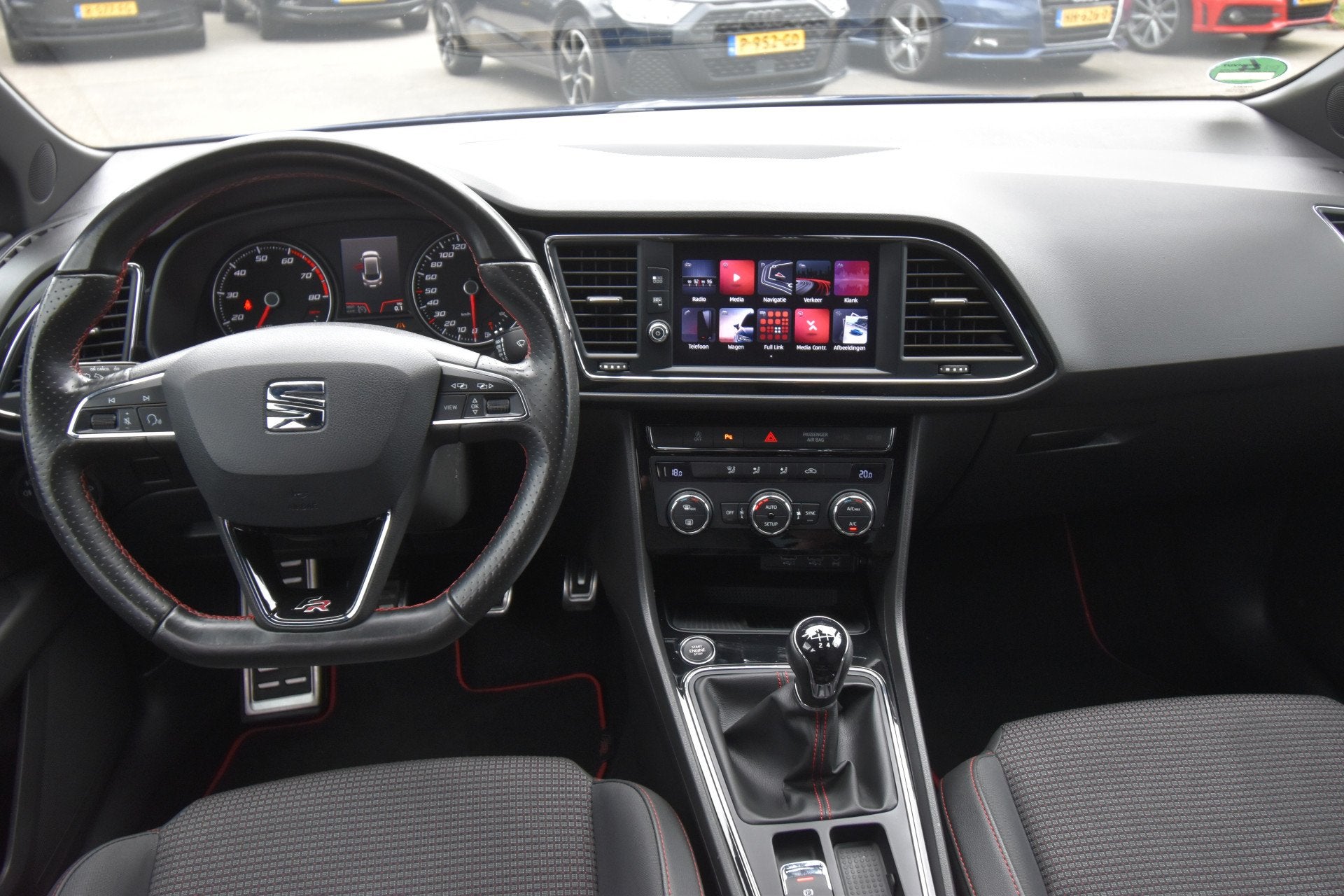 SEAT Leon ST 1.0 TSI FR Business Intense , CLIMATR , CR CONT, Voorwielaandrijving, Gebruikt, 49 €/maand, Origineel Nederlands