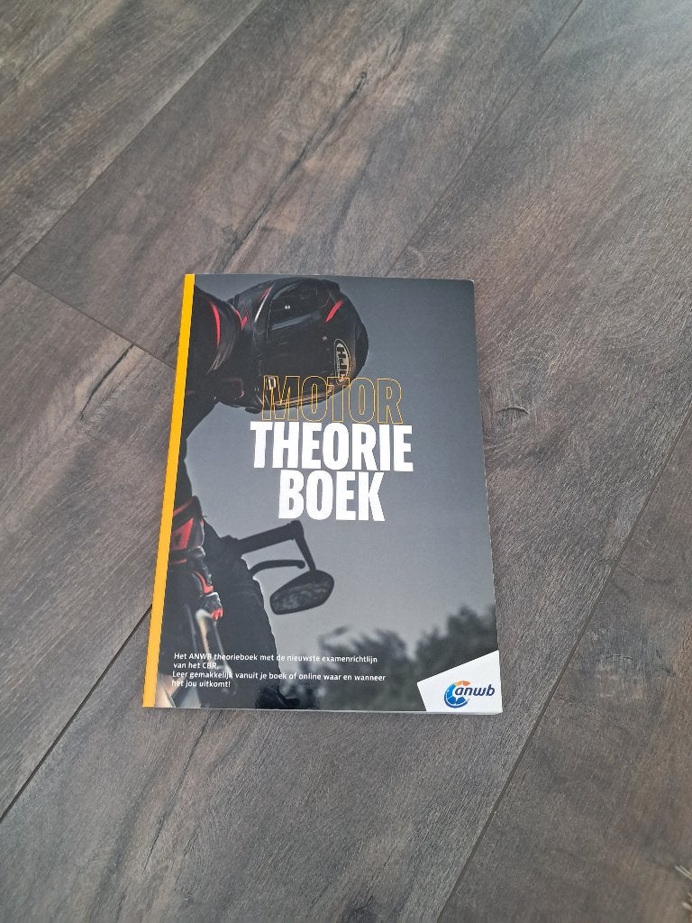 Motor theorie boek zgan., Ophalen of Verzenden, Zo goed als nieuw