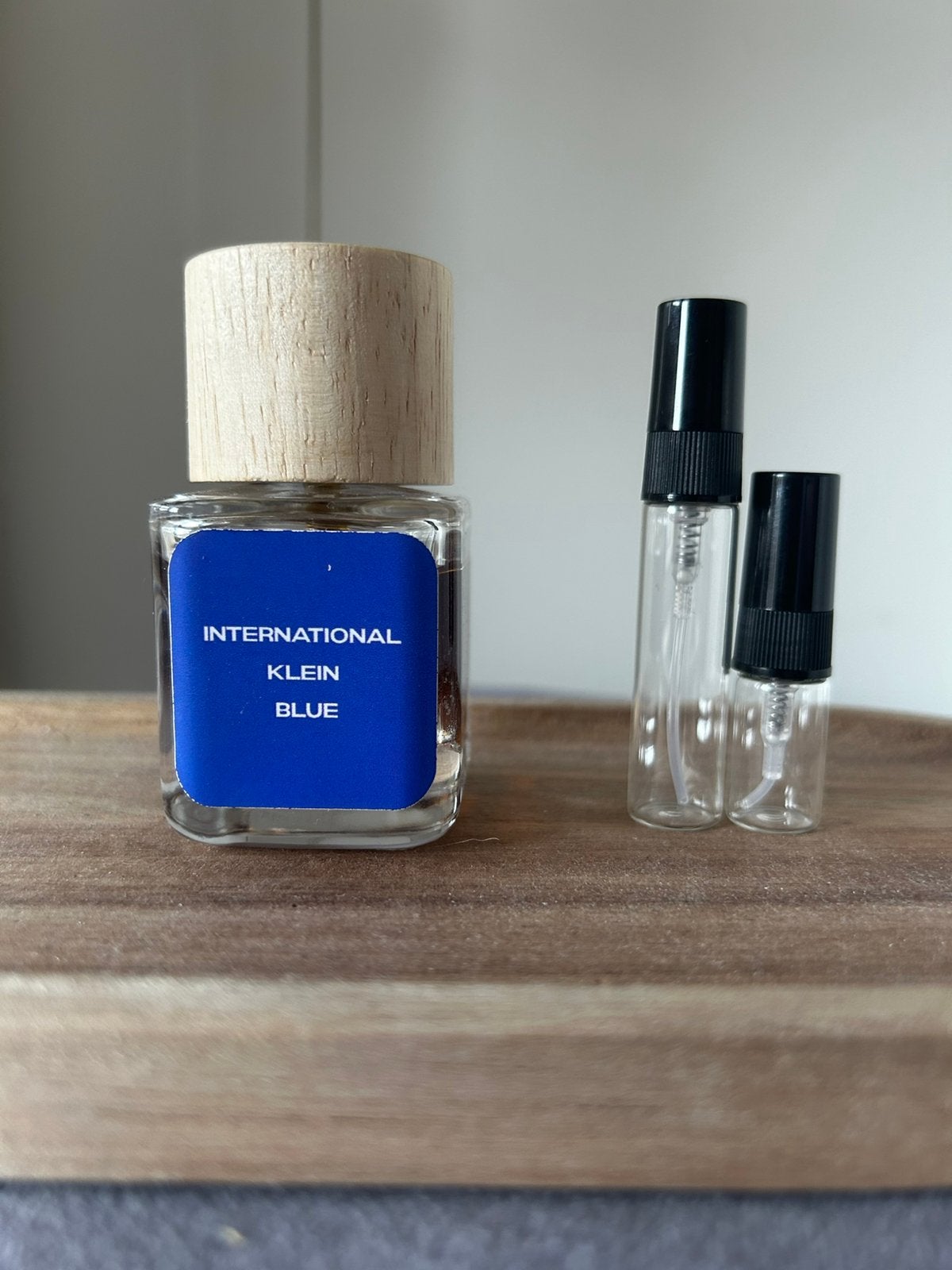 International klein blue samples, Ophalen of Verzenden, Nieuw