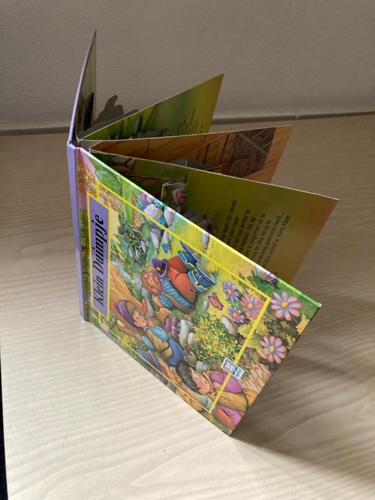 Klein Duimpje Panorama Boek., Boeken, Ophalen of Verzenden, Zo goed als nieuw