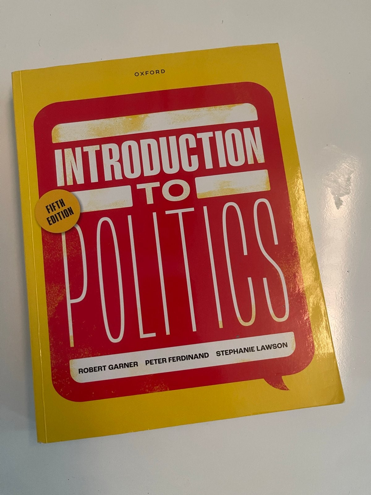 Introduction to Politics - Vijfde Editie, Boeken, Ophalen of Verzenden, Gamma, Zo goed als nieuw, WO
