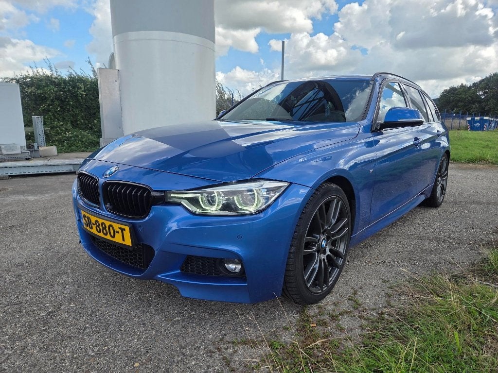 BMW 3-Serie 320d 190pk Aut 2017 Blauw, Automaat, Achterwielaandrijving, Zwart, Leder