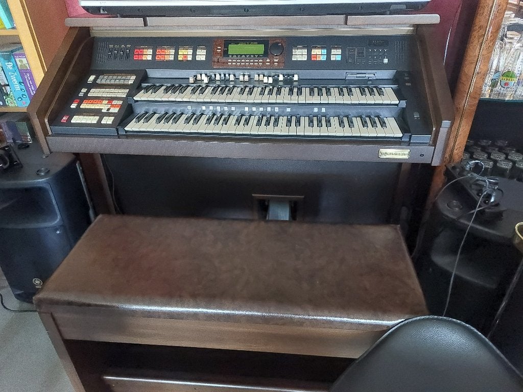 Hammond XH200 lang  pedaal, Ophalen, Zo goed als nieuw, 2 klavieren, Orgel